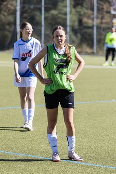 Bild 111 - wCJ Suederelbe - wBJ UH-Adler : Ergebnis: 7:1